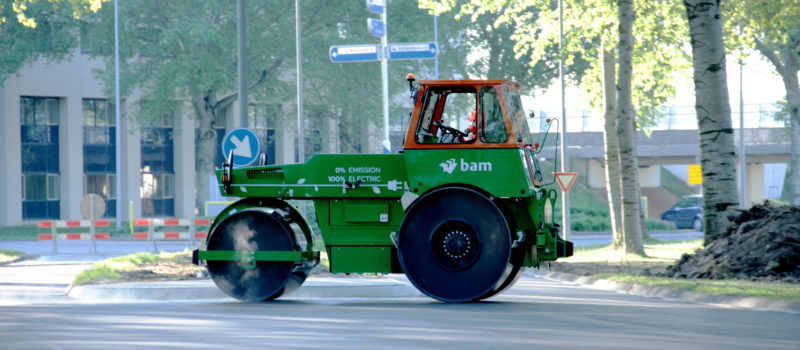logboek stout Vlak BAM takes the world's first electric road roller into service - BAM Ireland